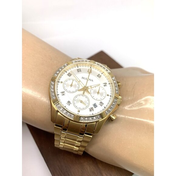 Bulova Men's Watch 98E113 Quartz Chronograph Diamond Slver Dial Gold Steel 42mm - Picture 6 of 15